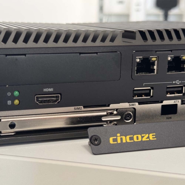 Front Accessible Dual SIM Slots Onboard Industrial 5G PC